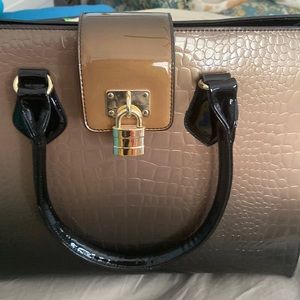 Women’s bag